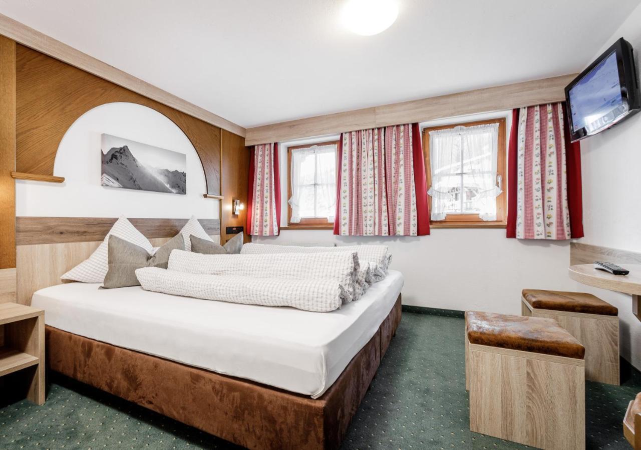 Altes Holzhaus Apartment Solden Ngoại thất bức ảnh